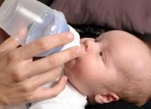 jak-przyzwyczaic-dziecko-do-butelki_m-3251363